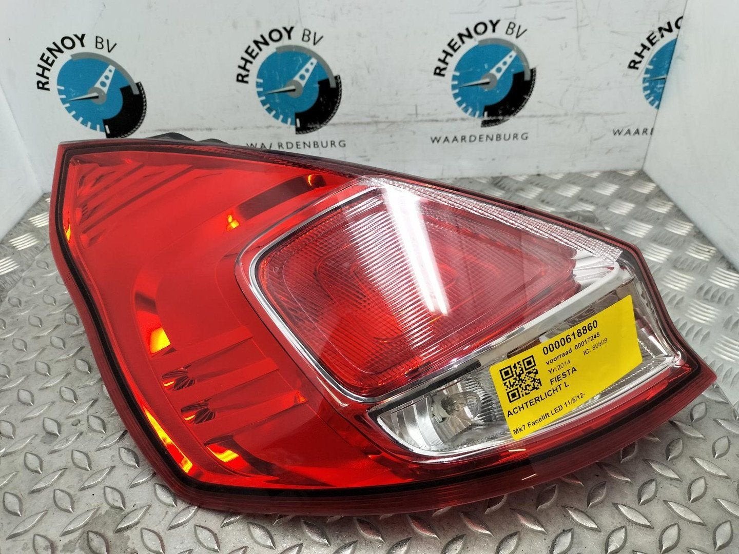 FORD FIESTA 1.0 EcoB. Hot Hatch ACHTERLICHT L 2014, Ophalen of Verzenden, Gebruikt, Stiba lid