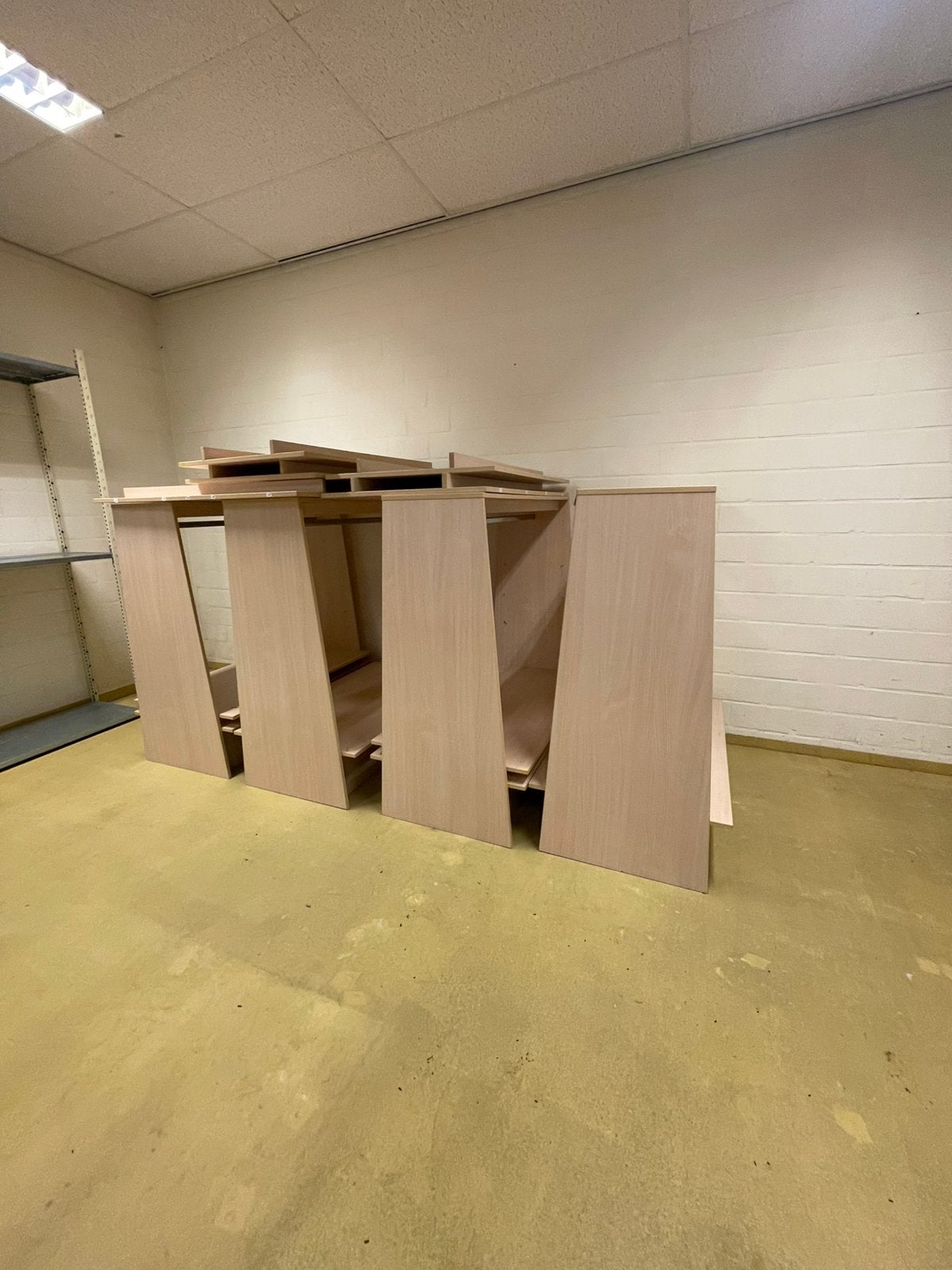 Kleding rekken met verstelbare schabben, Zakelijke goederen, Kantoor en Winkelinrichting | Winkel en Inventaris, Ophalen of Verzenden