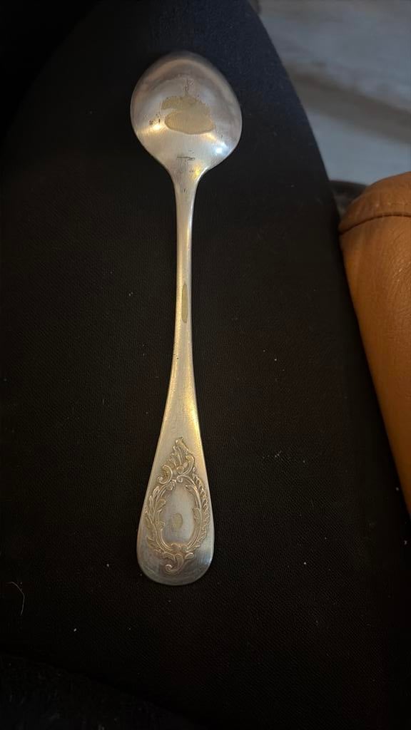 métal argenté orfèvre Boulenger, médaillon Louis XVI, Antiquités & Art, Antiquités | Couverts, Enlèvement ou Envoi