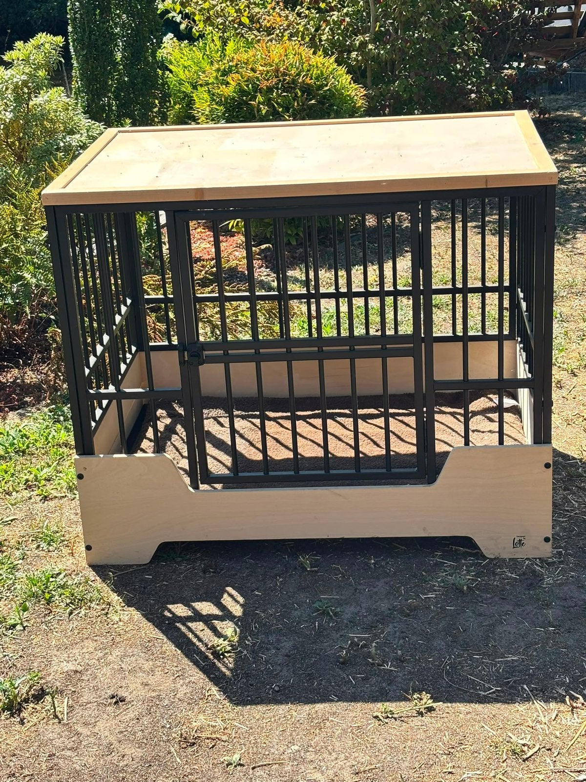 Designed by Lotte hondenbench – 6 maanden oud, Dieren en Toebehoren, Ophalen, Zo goed als nieuw