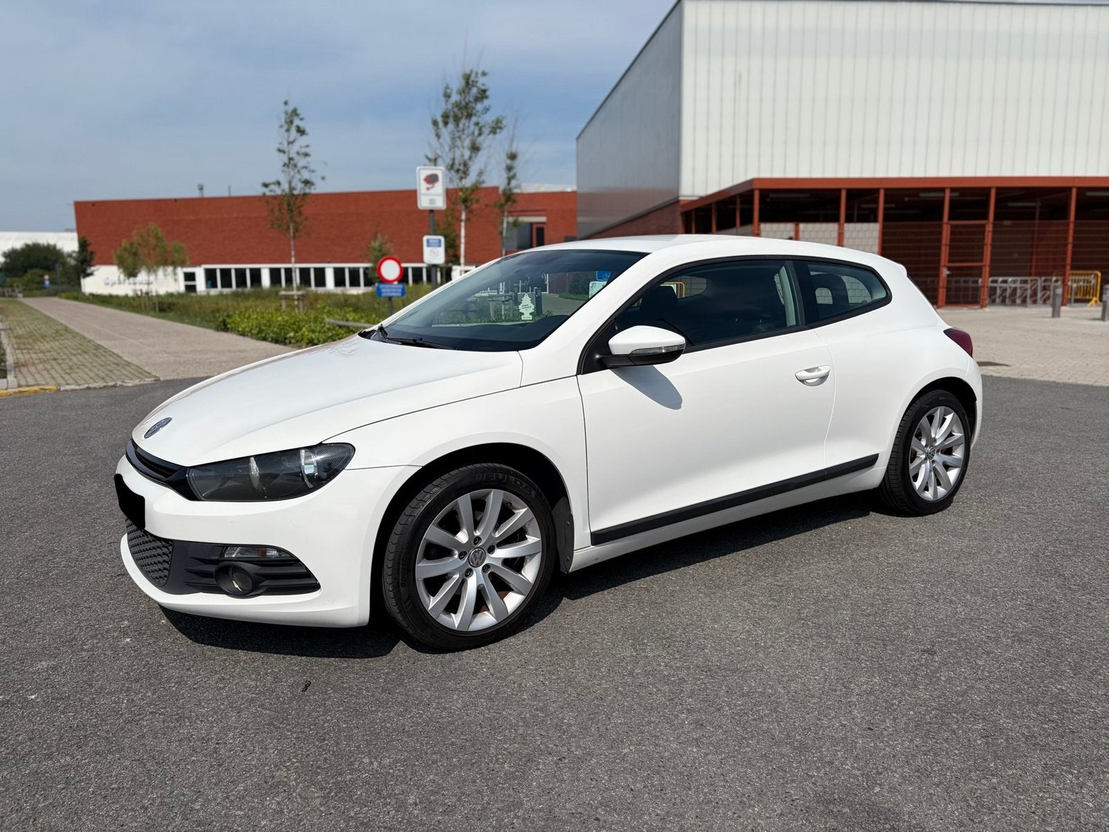 Volkswagen Scirocco 1.4 Benzine 2011 148.000km, Auto's, Stof, Wit, Handgeschakeld, Particulier