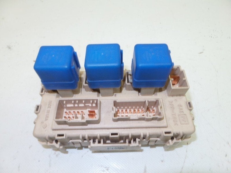 ZEKERINGKAST Nissan X-Trail (T30) (01-2001/01-2013), Gebruikt, Nissan