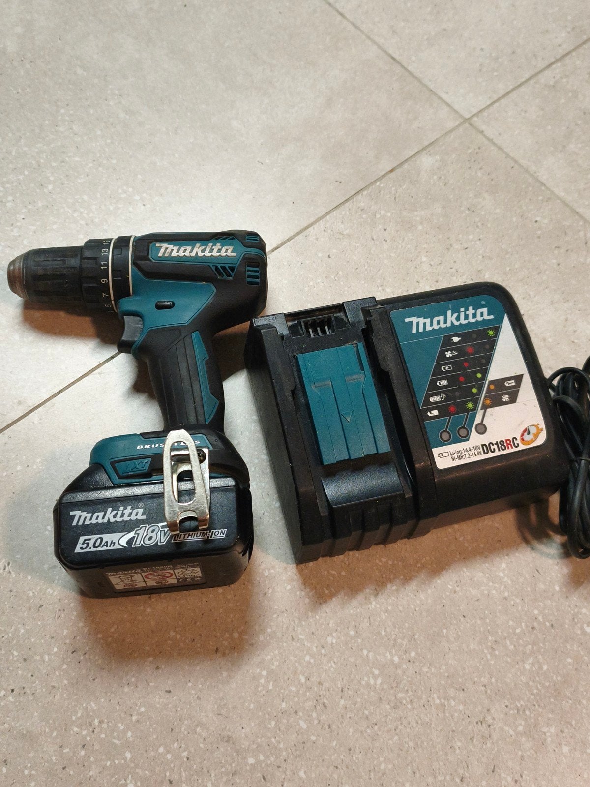 visseuse Makita 18V, Enlèvement