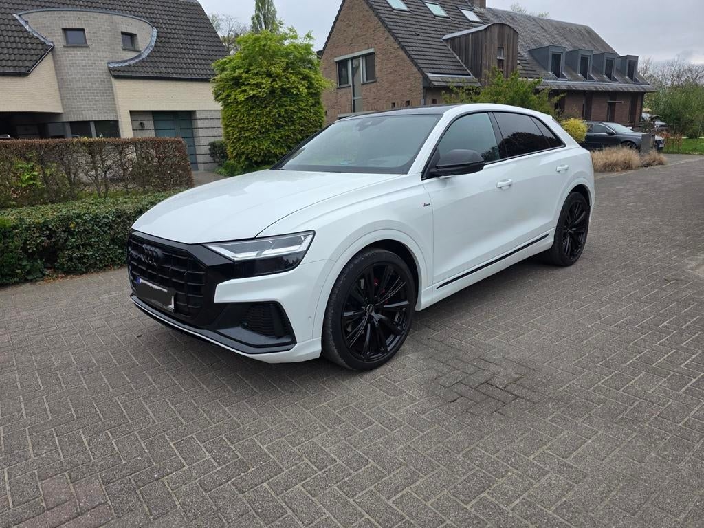 Audi Q8 50TDi Quattro S-LINE PANO en option complète //285 C, Autos, Cuir et Alcantara, Achat, Euro 6, Q8