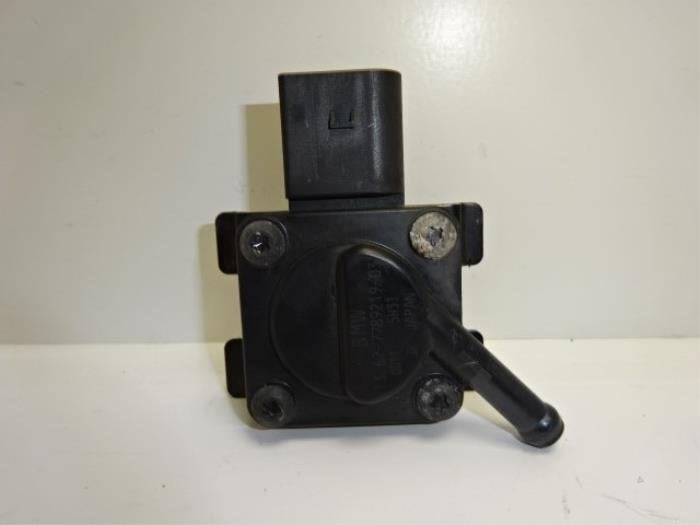 Capteur de pression carburant d'un BMW 3-Serie, -, 3 mois de garantie, Utilisé, -