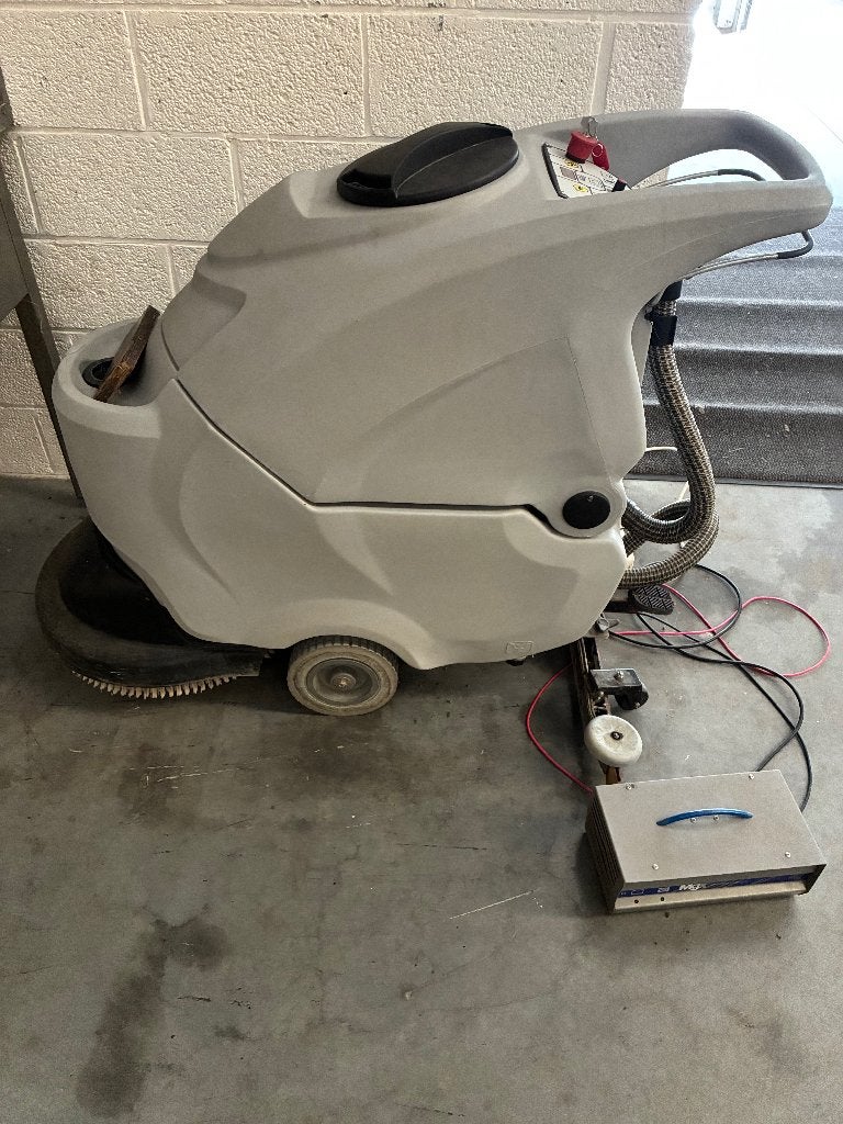 Auto nettoyeuse, Bricolage & Construction, Enlèvement, Utilisé, Autres types
