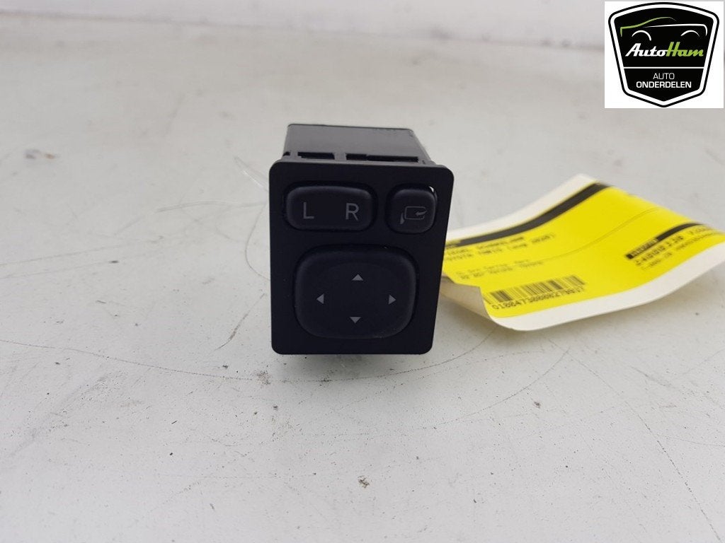 COMMUTATEUR RÉTROVISEURS Yaris III (P13) (|848700D151|), Kundenbetreuung@toyota.de, Toyota, Utilisé, Toyota-Allee 2
50858  Köln, DE