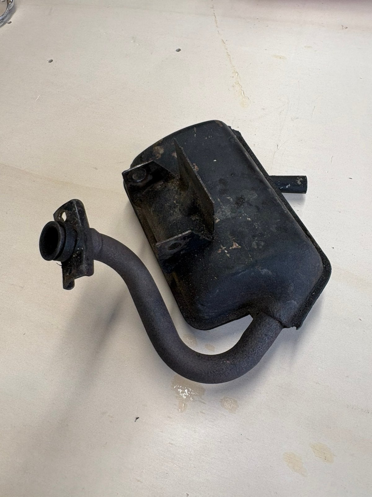Honda camino originele uitlaat, Ophalen
