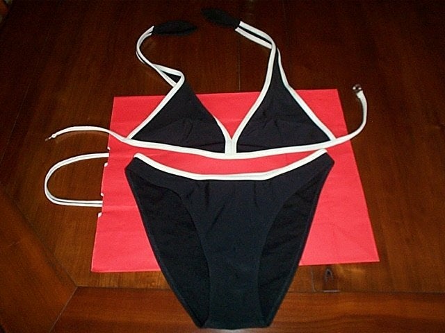 Trendy bikini BASICS 38, Vêtements | Femmes, Vêtements de Bain & Maillots de Bain, Enlèvement ou Envoi, Comme neuf, Basics, Bikini