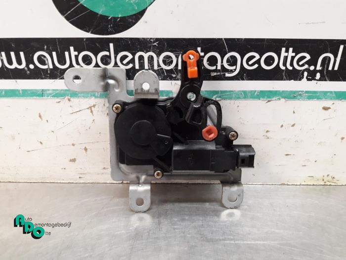 Motor Centrale Deurvergrendeling van een Kia Sorento (Sorent, -, -, Ophalen of Verzenden, -