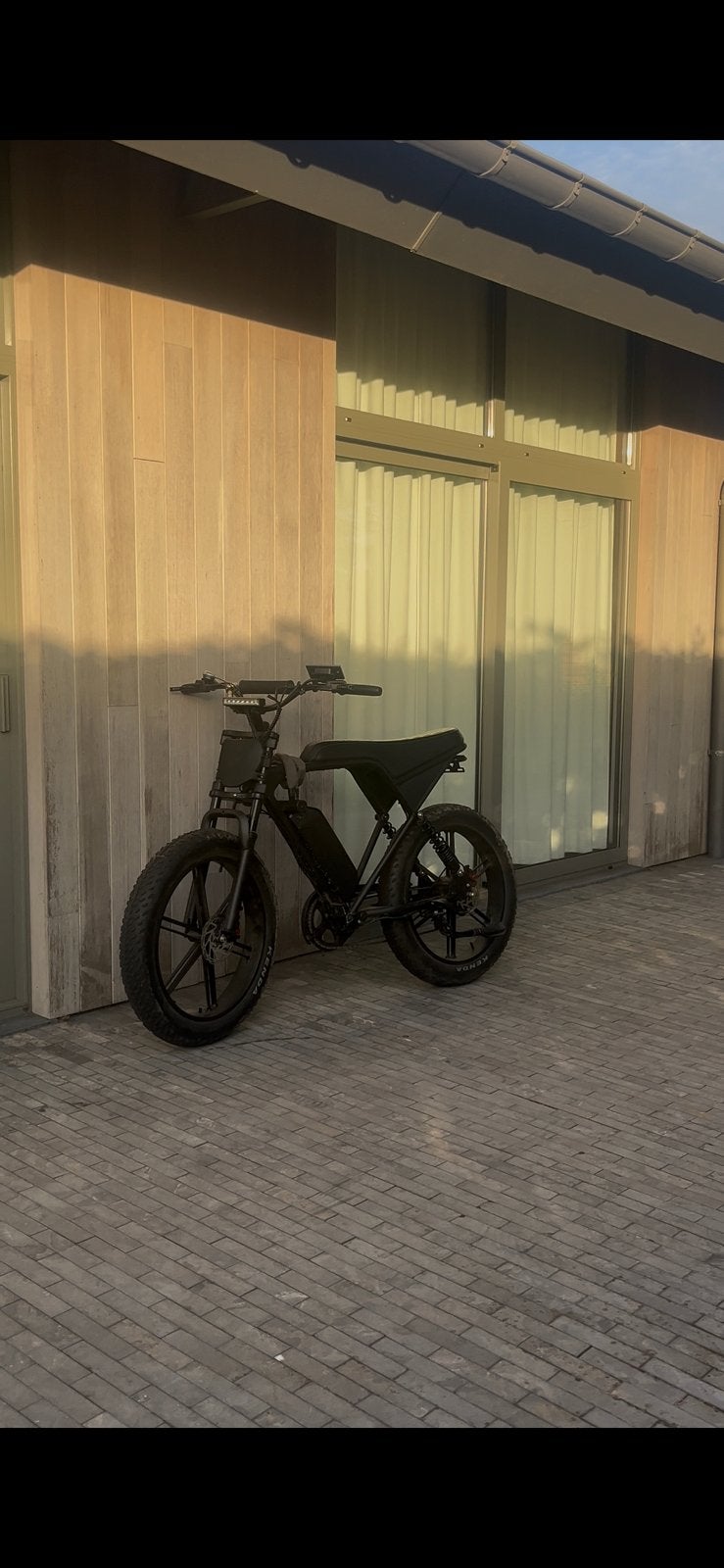 v8 pro custom grote wielen, Fietsen en Brommers, Ophalen, Gebruikt