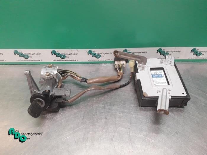 Serrure de contact + ordinateur d'un Suzuki Alto (Alto 02-), Autos : Pièces & Accessoires, -, 3 mois de garantie, Utilisé, -
