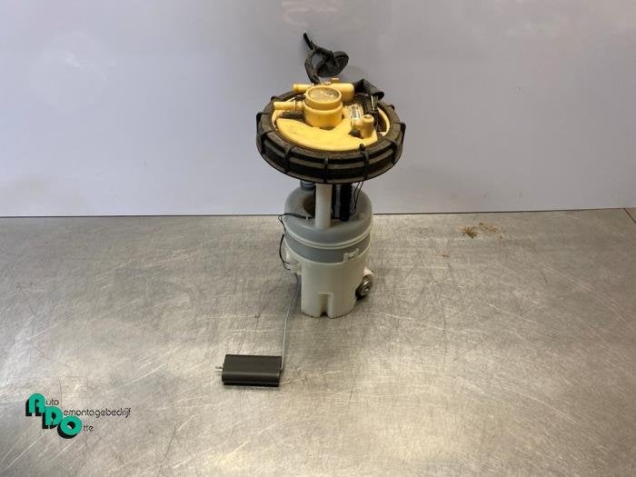 Brandstofpomp Elektrisch van een Mitsubishi Colt (Colt 08-), Gebruikt, -, -, Ophalen of Verzenden