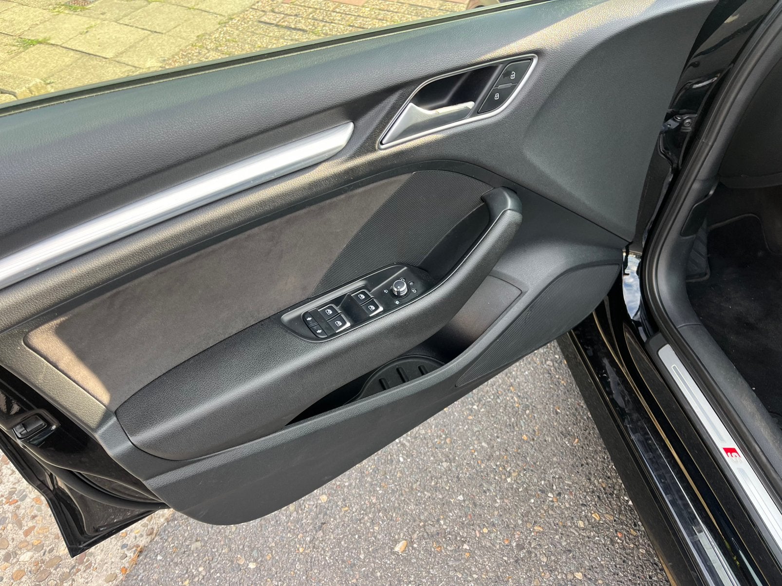 Audi A4 euro 6  s line, Auto's, Audi, 4 deurs, A4, Zwart, Particulier