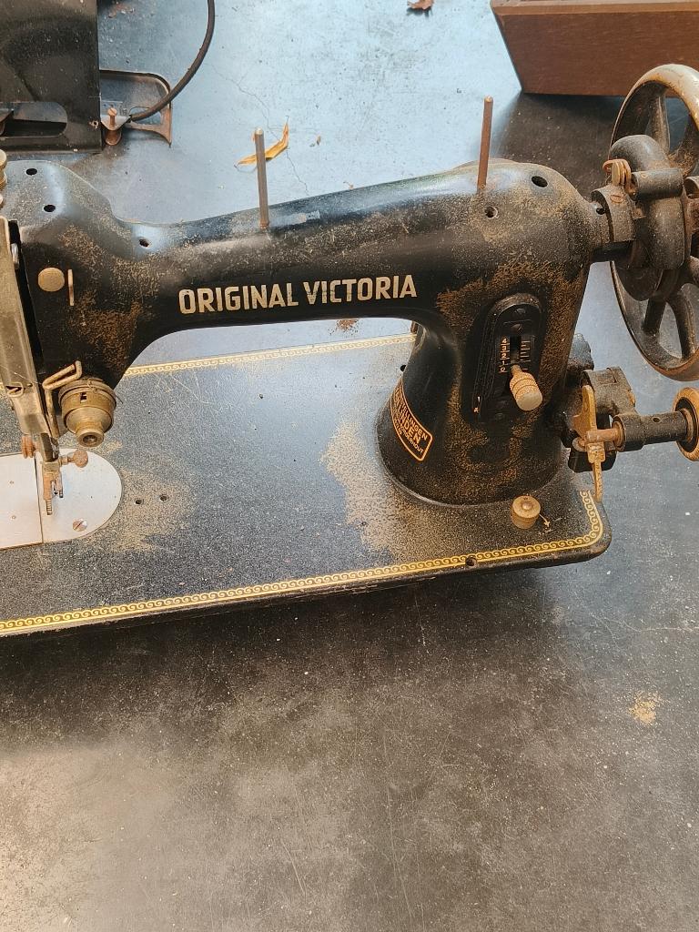 Vintage naaimachine, Antiek en Kunst, Antiek | Naaimachines, Ophalen