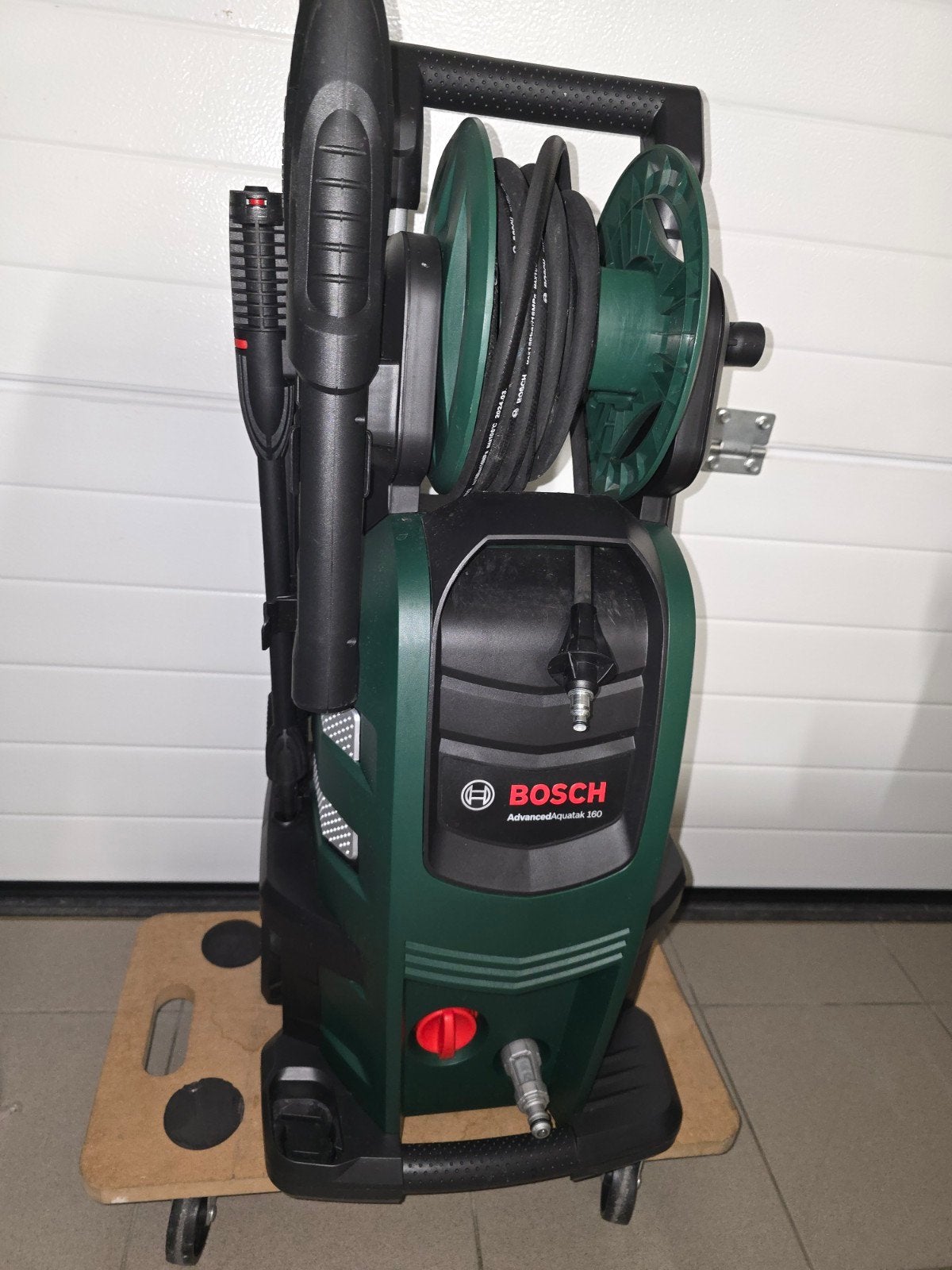 Bosch AdvancedAquatak 160 – Topklasse hogedrukreiniger, Ophalen