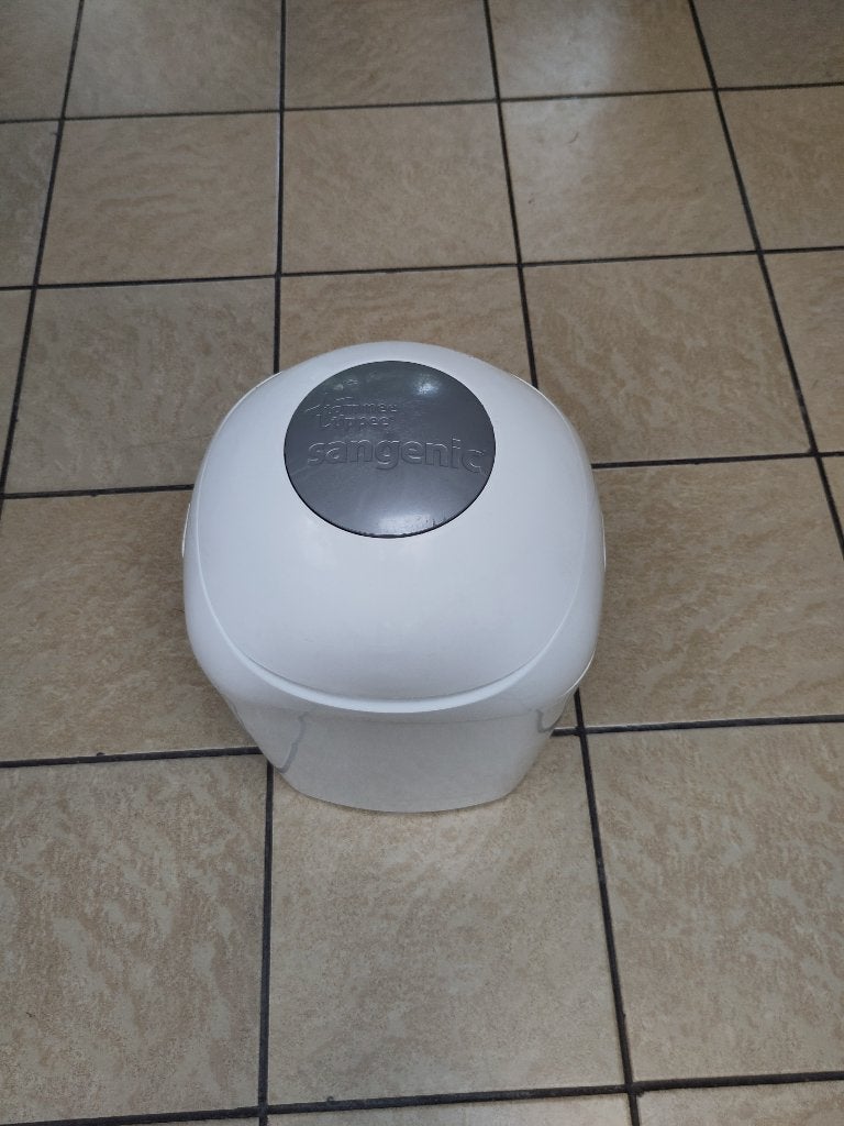 poubelle à langes, Ophalen, Gebruikt