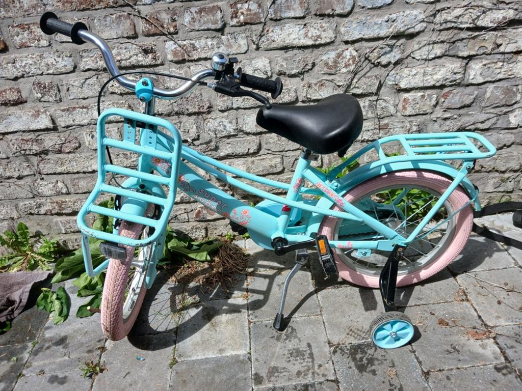 Velo enfant super lola, Vélos & Vélomoteurs, Enlèvement, Utilisé, Frein à rétropédalage, 16 à 20 pouces