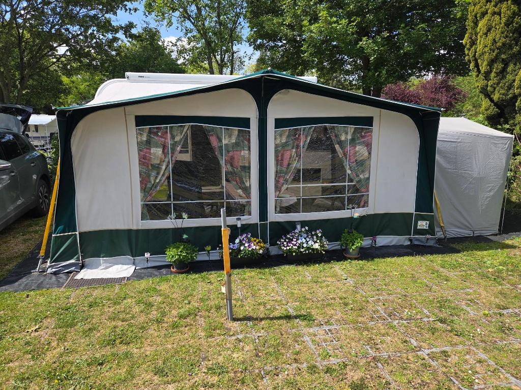 Walker Prominent Royal maat 10, voortent met uitbouw, Ophalen, Gebruikt, Ten Cate All Season 200g/m2, Walker Campingstyle