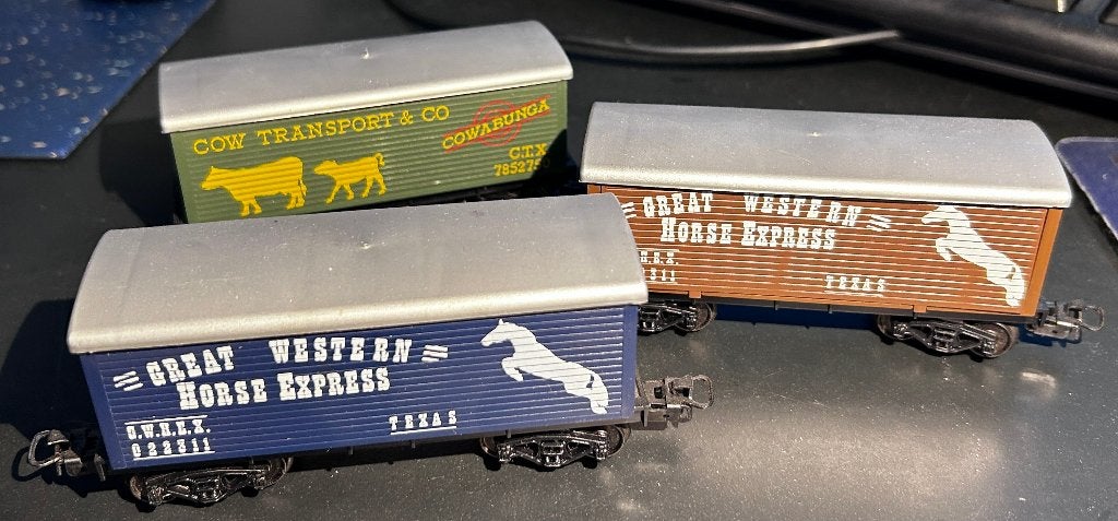 2864. 3 Wagons transport de bétail H0 Märklin., Hobby & Loisirs créatifs, Trains miniatures | HO, Enlèvement ou Envoi, Utilisé