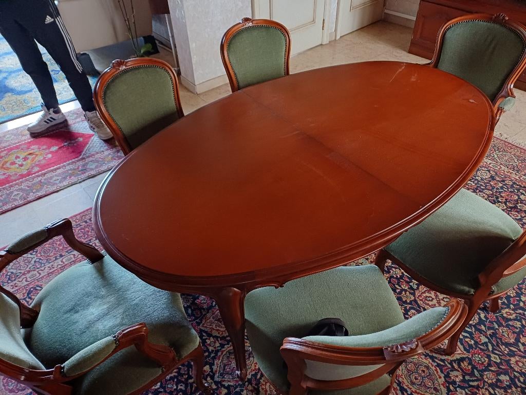 eettafel is uitschuifbaar plus   6 stoelen, Huis en Inrichting, Tafels | Eettafels, Ophalen, Gebruikt, Klassiek, 150 tot 200 cm