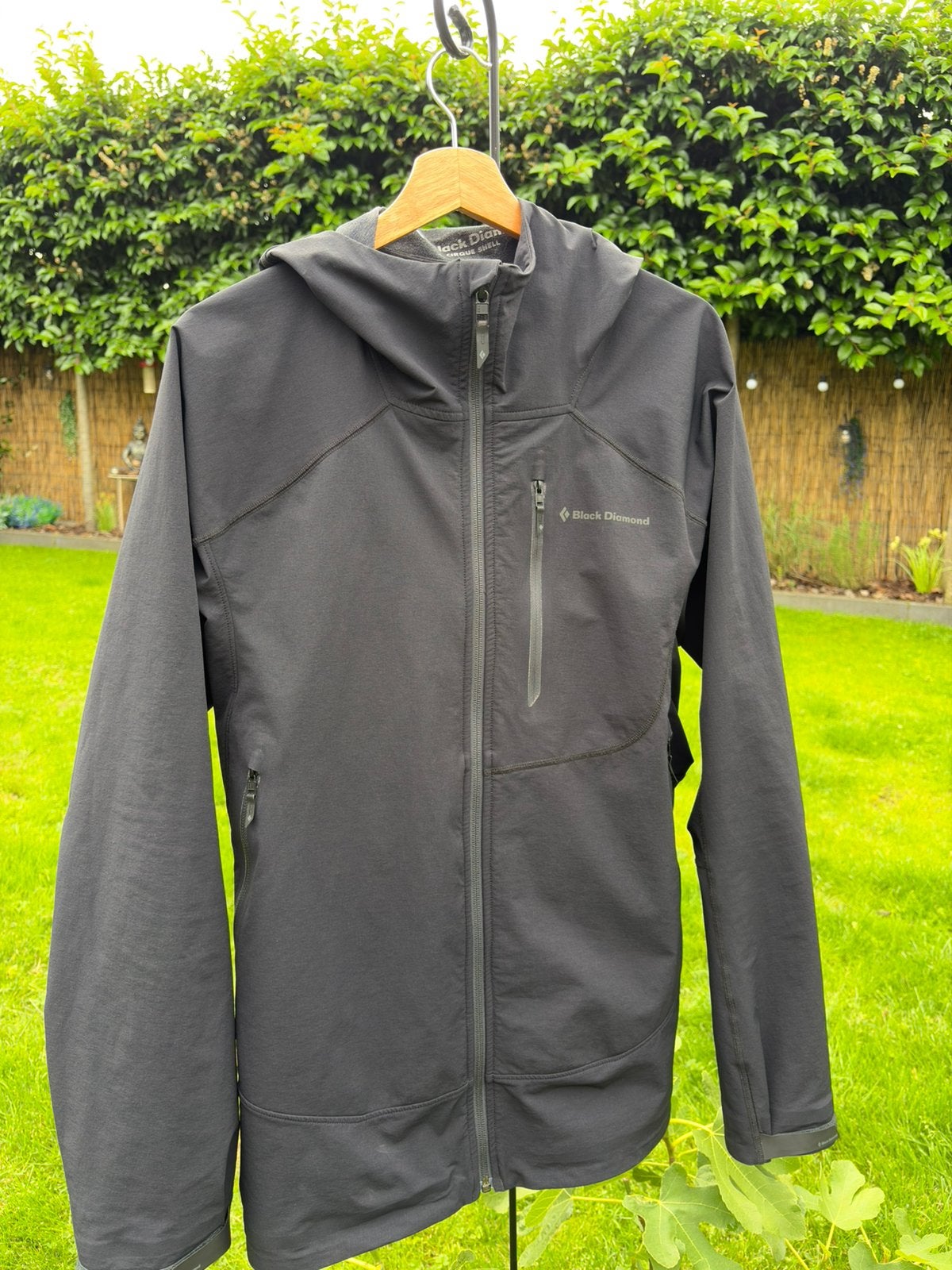 Black Diamond Cirque Shell Softshell Jas L, Ophalen, Zo goed als nieuw, Maat 52/54 (L), Zwart