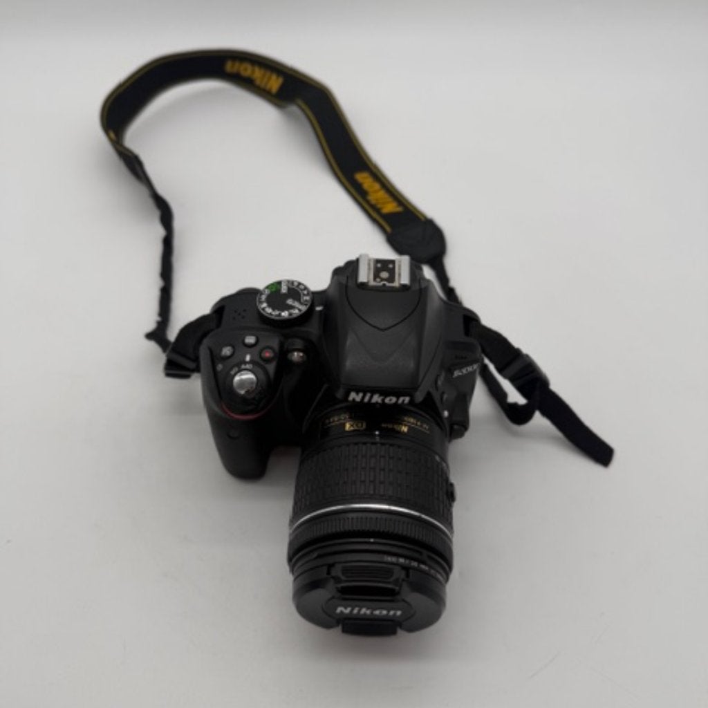 NIKON D3300 Digitale Camera - in nette staat, TV, Hi-fi & Vidéo, Appareils photo numériques, Enlèvement ou Envoi, Batterie, Comme neuf