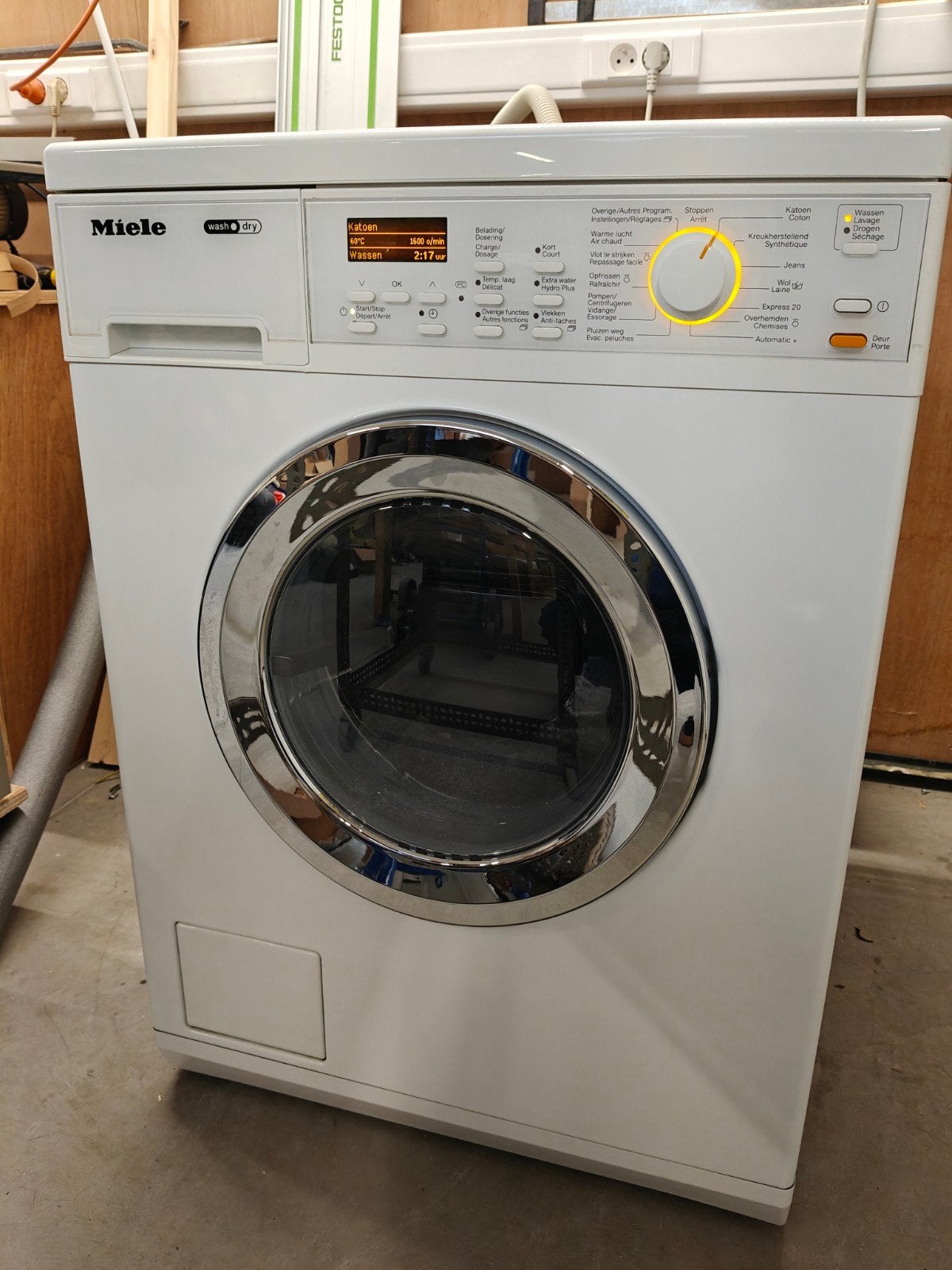 Miele wasmachine, 1200 à 1600 tours, 6 à 8 kg, 85 à 90 cm, Chargeur frontal