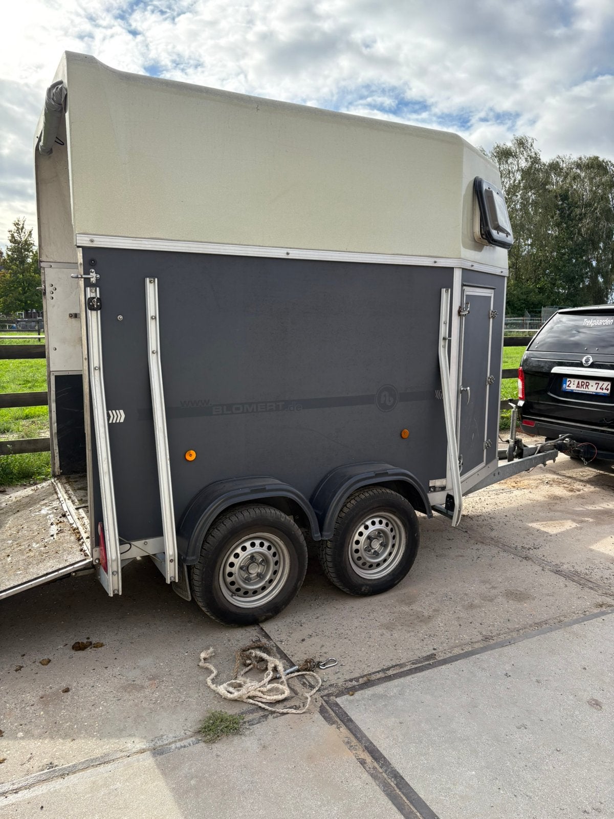 Mooie trailer voor 2paarden te koop, Ophalen, Gebruikt, 2-paards trailer