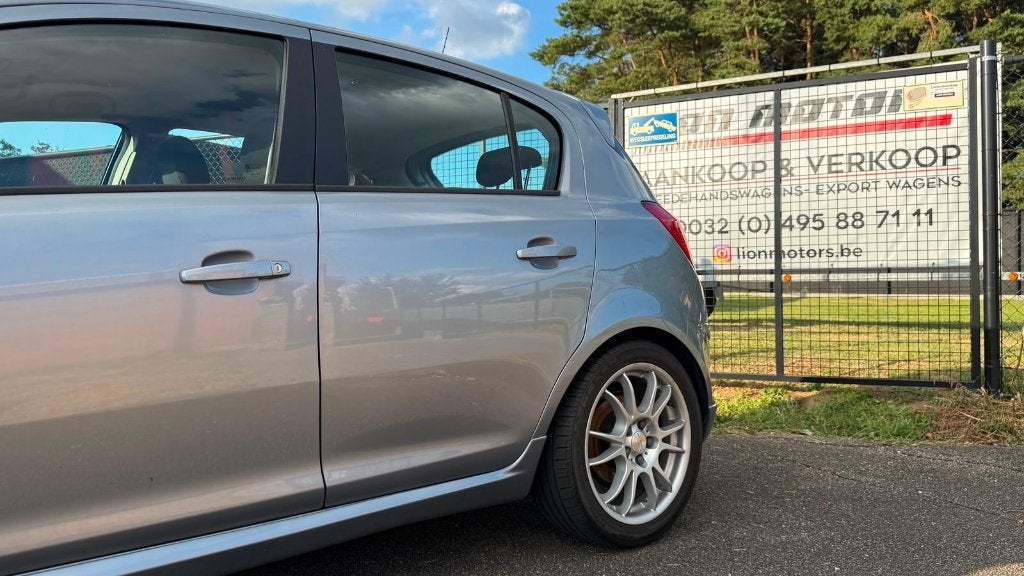 Opel Corsa 1.6 Turbo 16v GSI | nette staat | onderhoudsboek, Autos, Argent ou Gris, Achat, Entreprise, USB