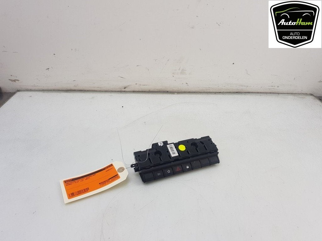 COMMUTATEUR DE FEUX DE DETRESSE Renault Clio V (RJAB), Dhr. J. Ham, Renault, Administratie@autoham.nl, Utilisé