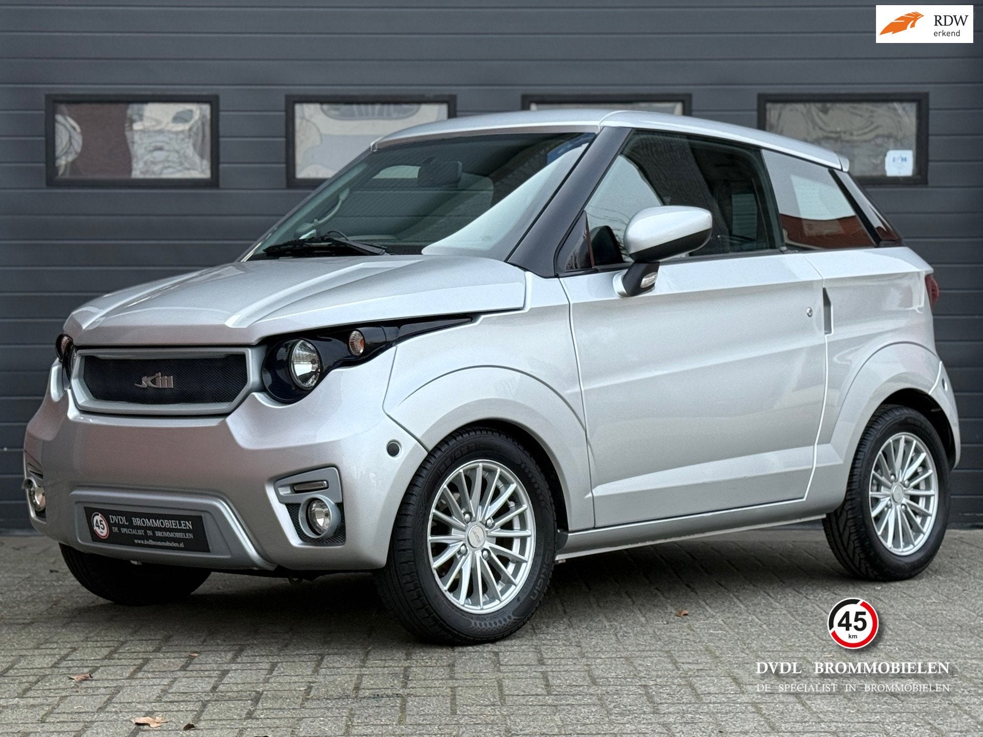 JDM Xheos Brommobiel Range Rover 45km 2014 1e eig NIEUWSTAAT, Diversen, Gebruikt, DVDL Brommobielen, Staarten 32
5281PL  Boxtel, NL