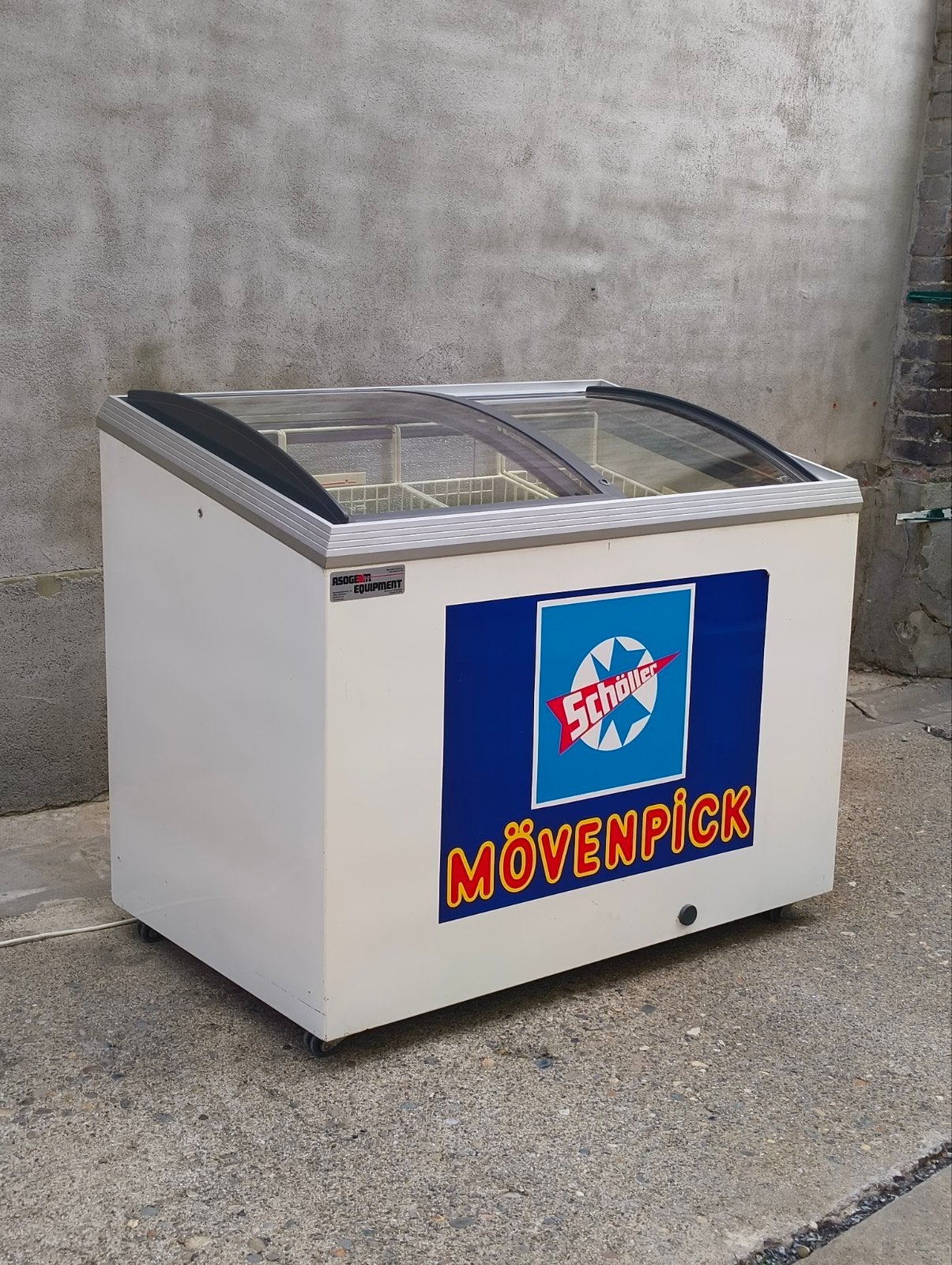 Caravell vrieskist in zeer goede staat 242 liter, Elektronische apparatuur, Vriezers en Diepvrieskisten, Ophalen, Vrieskist