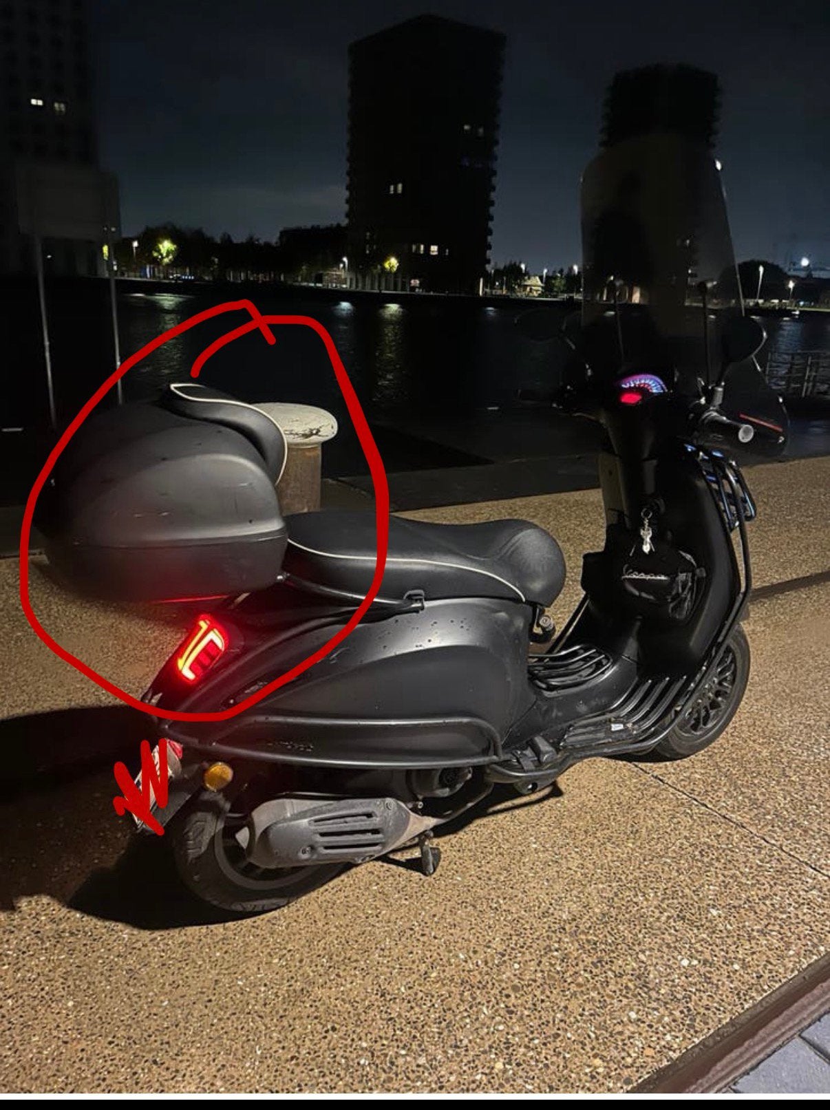 topkoffer vespa, Motos, Accessoires | Valises & Sacs, Enlèvement ou Envoi, Utilisé