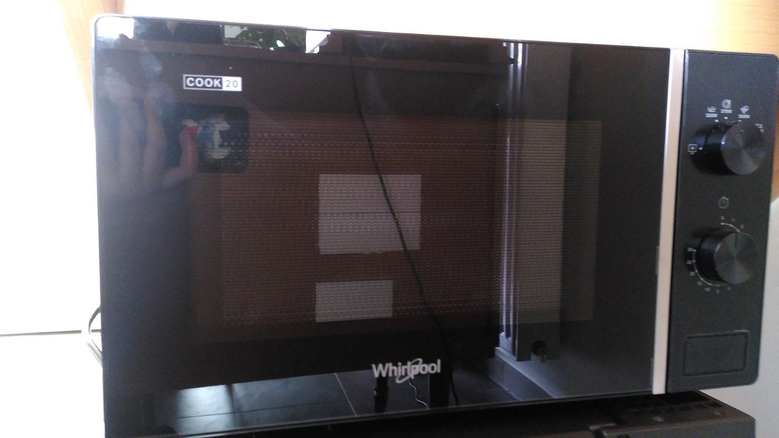 Microgolf Whirlpool 700W-20L: nieuwstaat, Elektronische apparatuur, Microgolfovens, Microgolfoven, Crisp, Ophalen