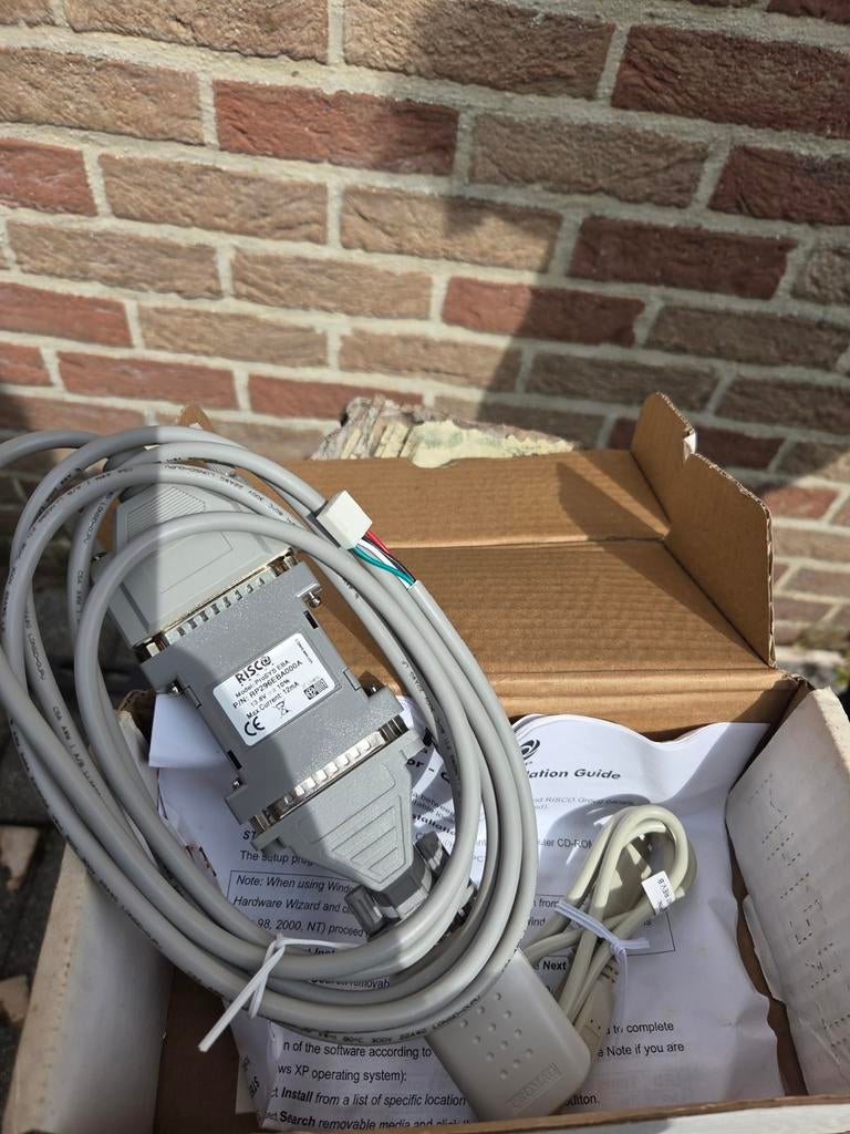 Programmeer dogel voor riso alarmsystemen, Enlèvement