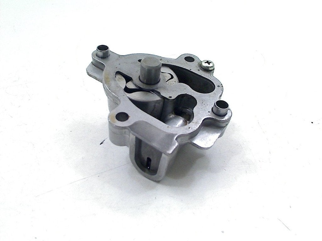 OLIEPOMP Yamaha MT 09 2021-2023 (MT09 B7N) (01-2021/12-2023), Dhr. S. di Majo, Gebruikt, Info@cama-motorparts.nl, P.J. Troelstraweg 8 8
3144 CX  MAASSLUIS, NL