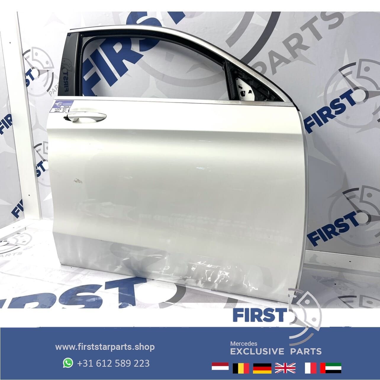 W253 DEUR RECHTS VOOR C253 GLC PORTIER WIT COMPLEET RECHTS V, Utilisé, Droite, Porte, -