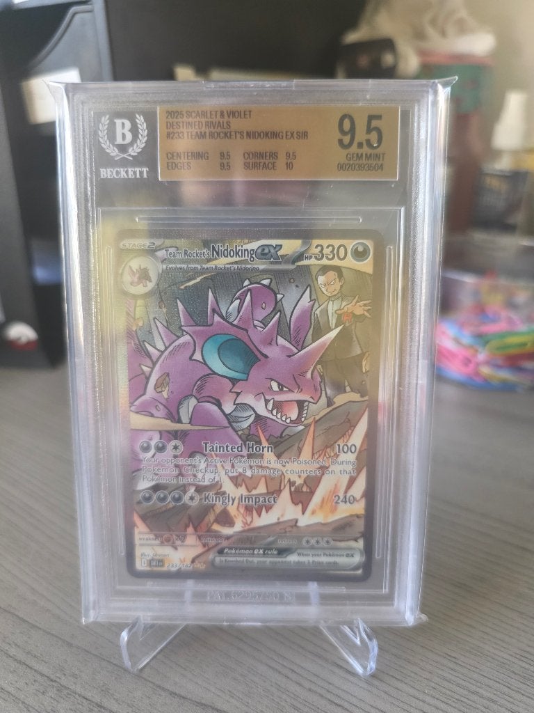 Team Rocket's Nidoking ex Special Illustration Rare 233/182, Ophalen of Verzenden, Nieuw, Foil