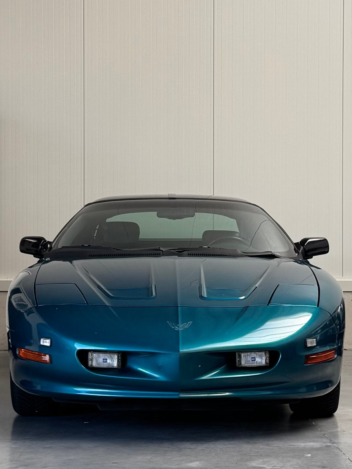 Pontiac Firebird | 24.000 km | Belgische wagen | Eerste eig., Automaat, 4 zetels, Achterwielaandrijving, Zwart