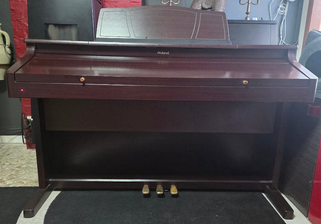 ROLAND Intelligente piano, Muziek en Instrumenten, Ophalen, 88 toetsen, Roland, Zo goed als nieuw