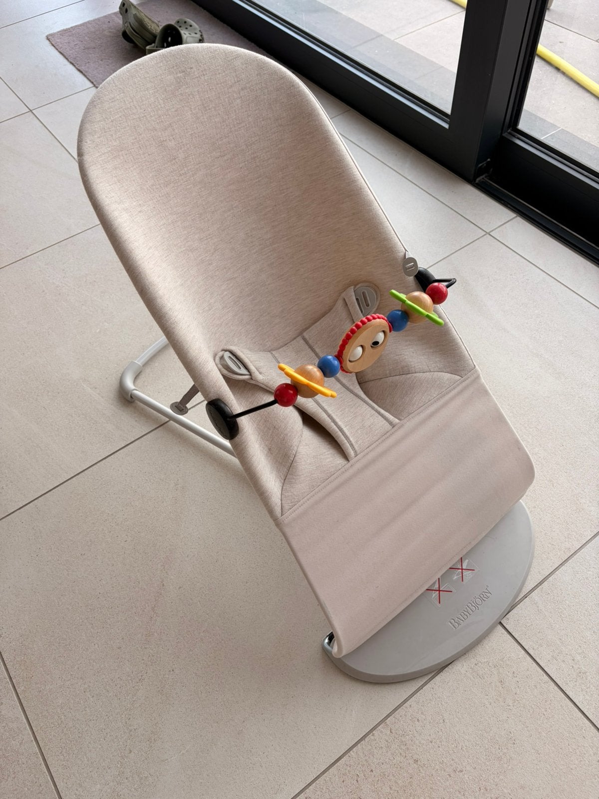Wipper babybjorn + speeltje, Enlèvement, Comme neuf