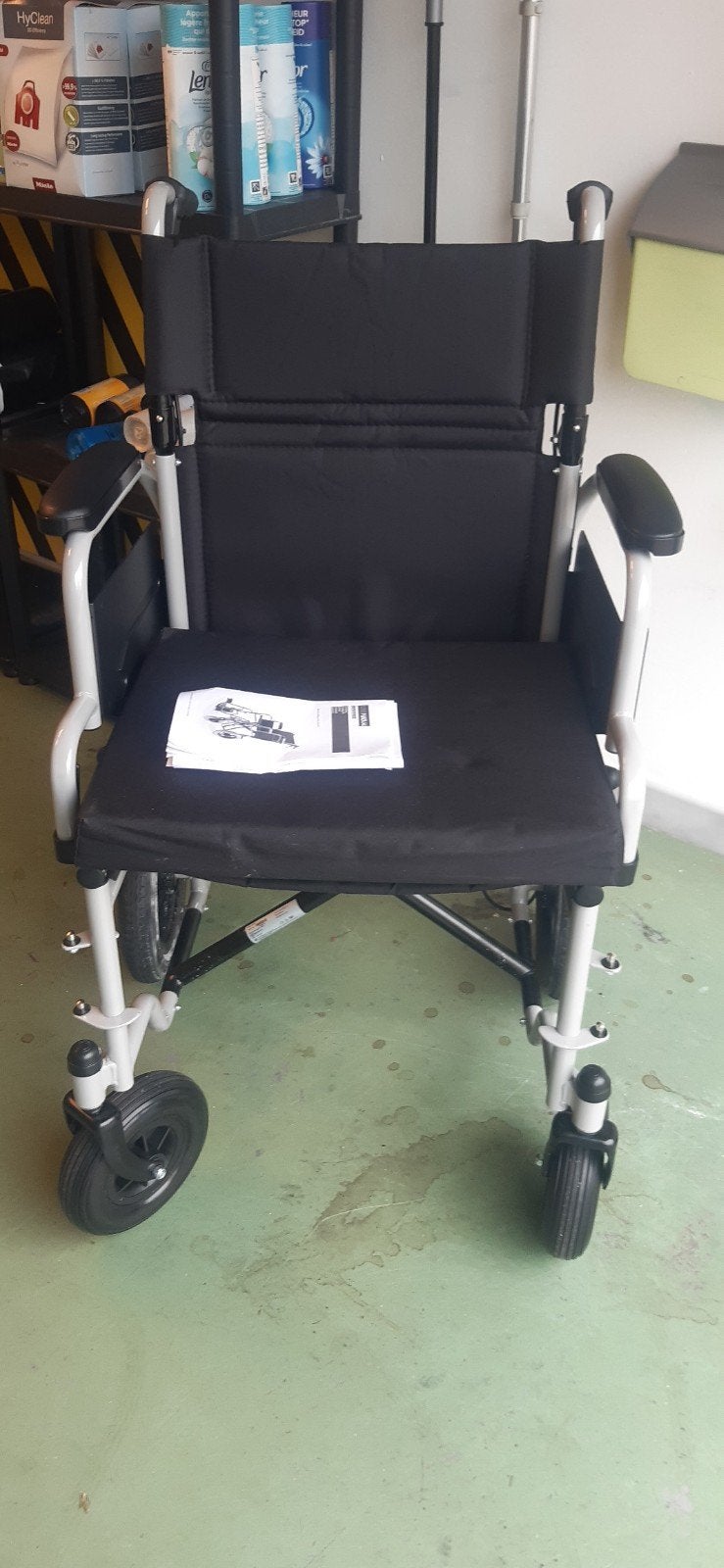 Rolstoel, Diversen, Brommobielen en Scootmobielen, Ophalen, Nieuw