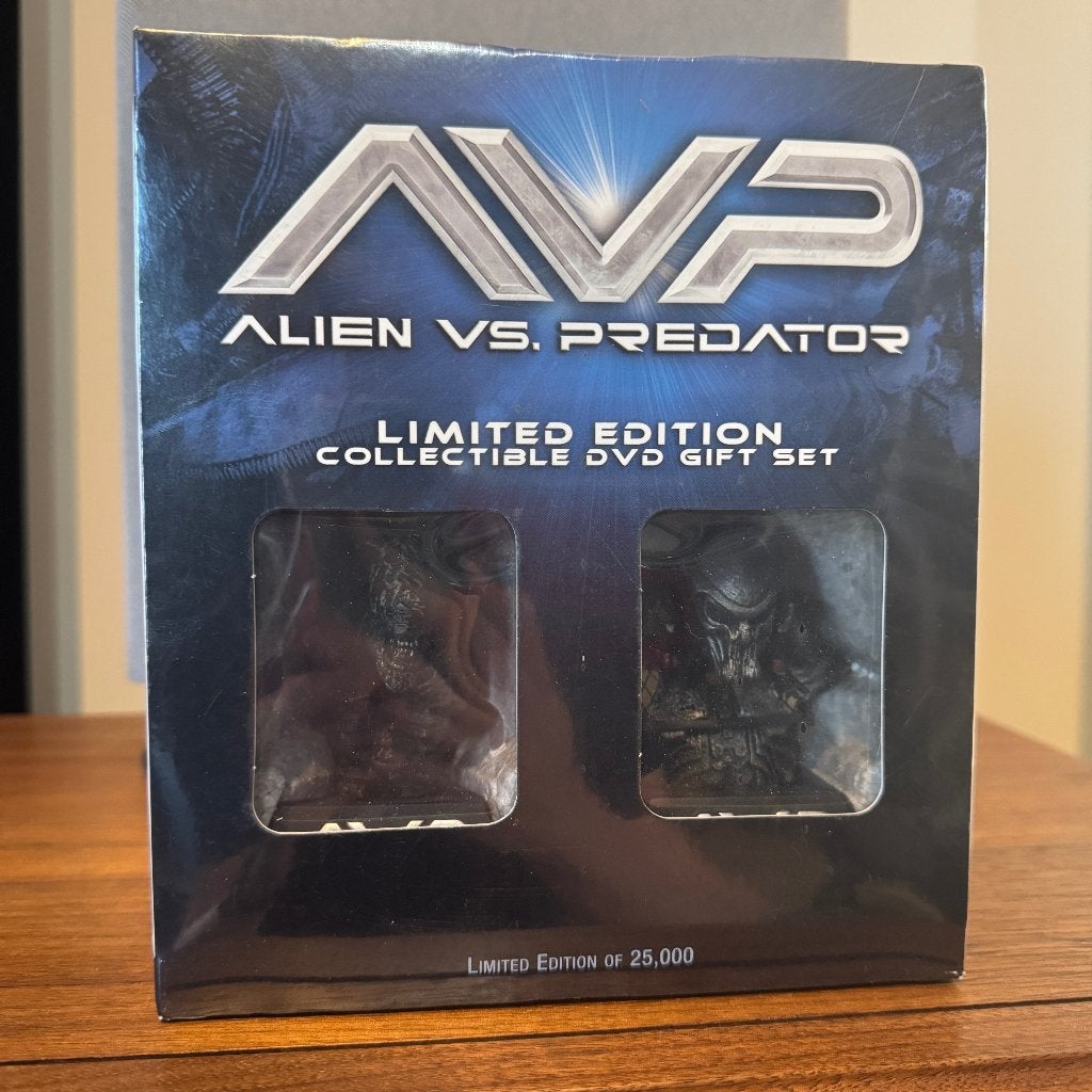 Alien Vs. Predator Limited Edition Collectible DVD Gift Set, Cd's en Dvd's, Vanaf 16 jaar, Boxset, Monsters, Ophalen of Verzenden