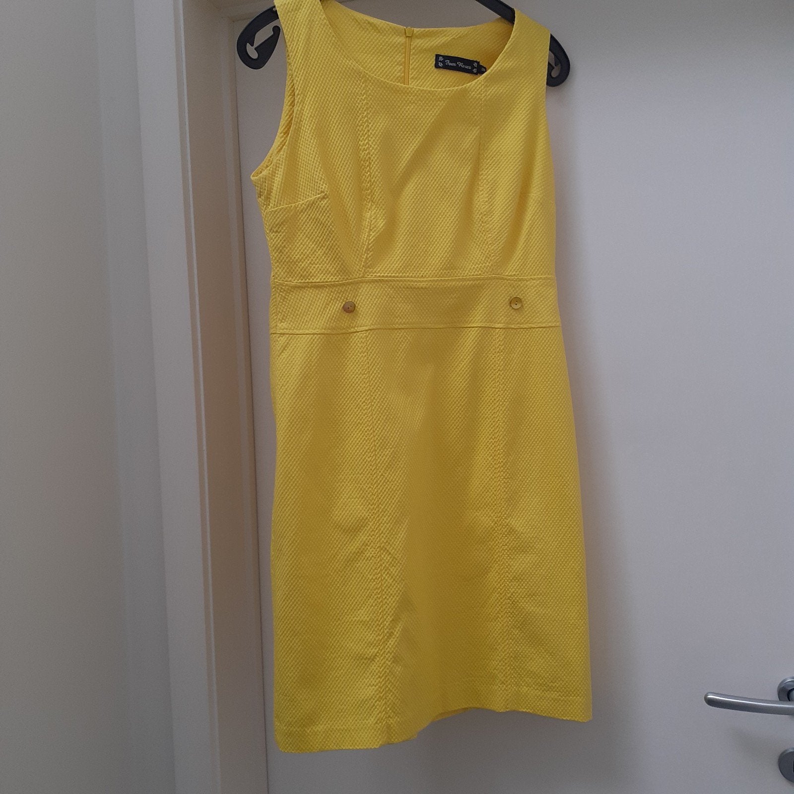 Robe Four Roses taille 38, Enlèvement ou Envoi, Taille 38/40 (M)
