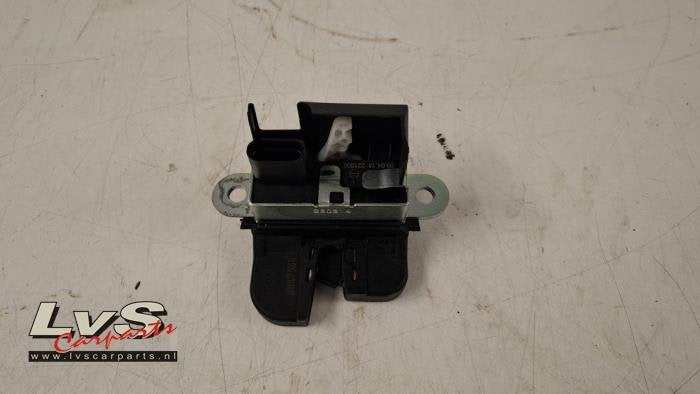 Mécanique de verrouillage hayon d'un Volkswagen Polo, Autos : Pièces & Accessoires, Volkswagen, -, 3 mois de garantie, Utilisé