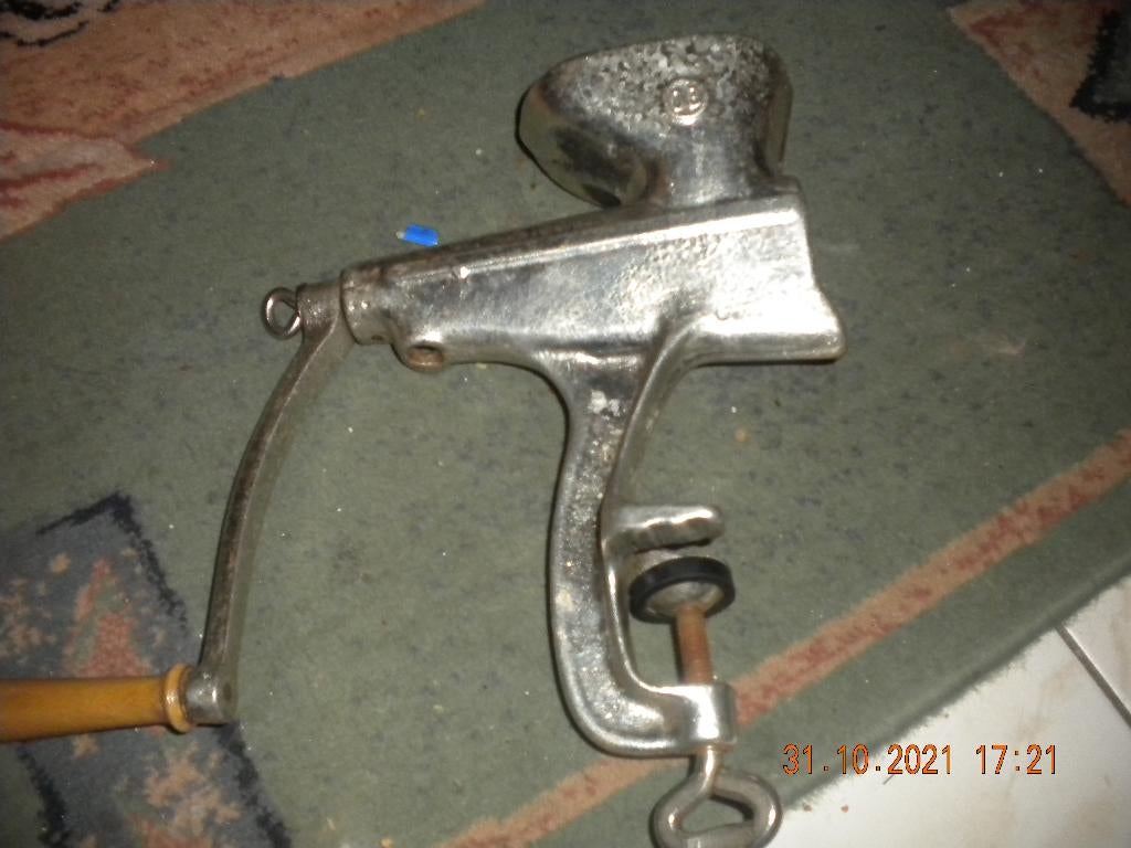 Bessenperser (antiek), Antiek en Kunst, Ophalen