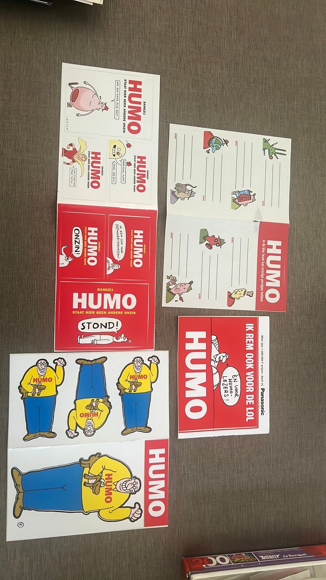 18 Humo stickers, Enlèvement ou Envoi, Comme neuf, Bande dessinée ou Dessin animé