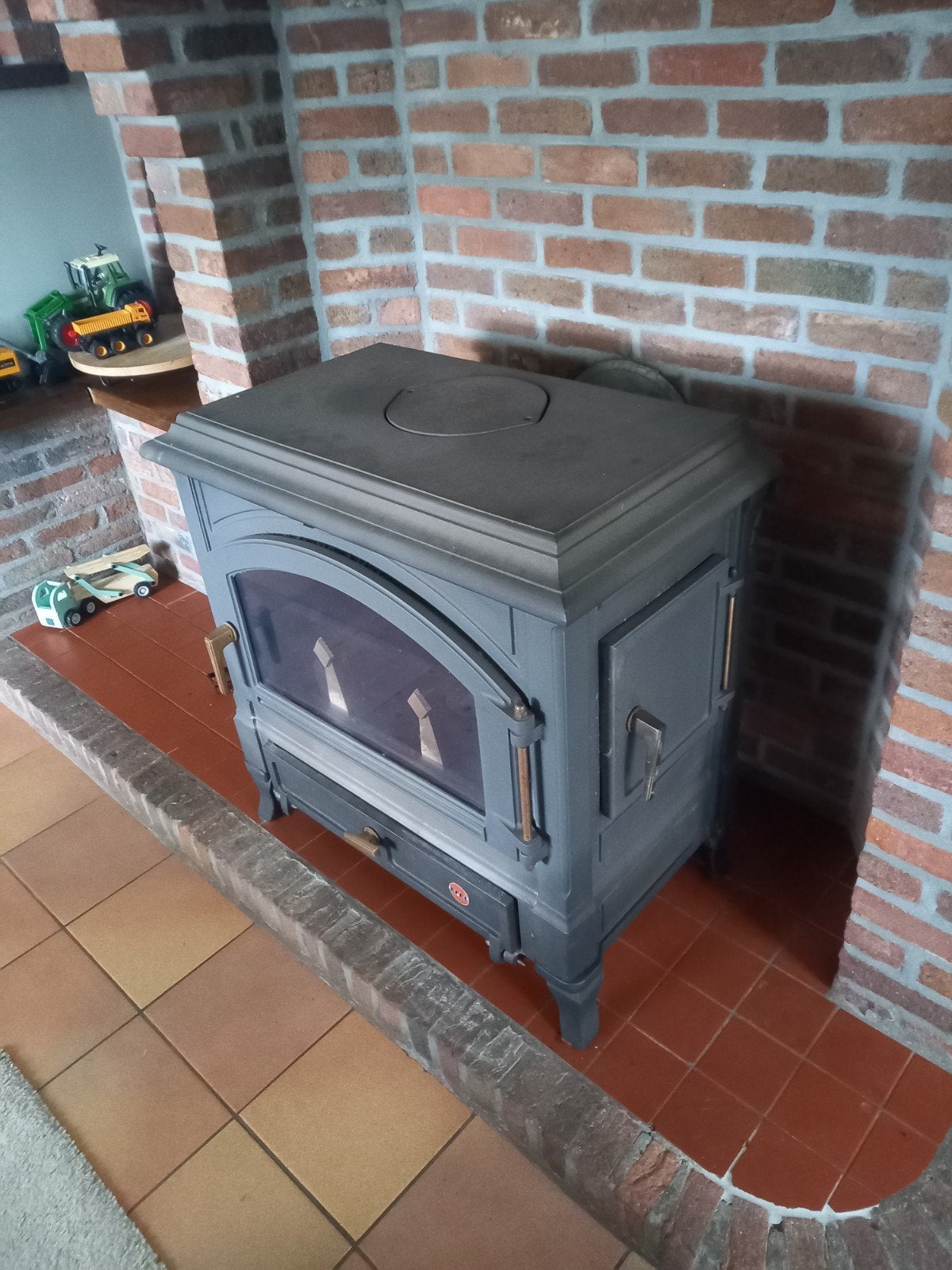 Houtkachel EFEL, Enlèvement, Poêle à bois
