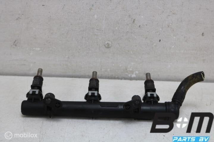 Brandstofgalerij + injectoren VW Up! FL 3drs 04C133313AH, Gebruikt